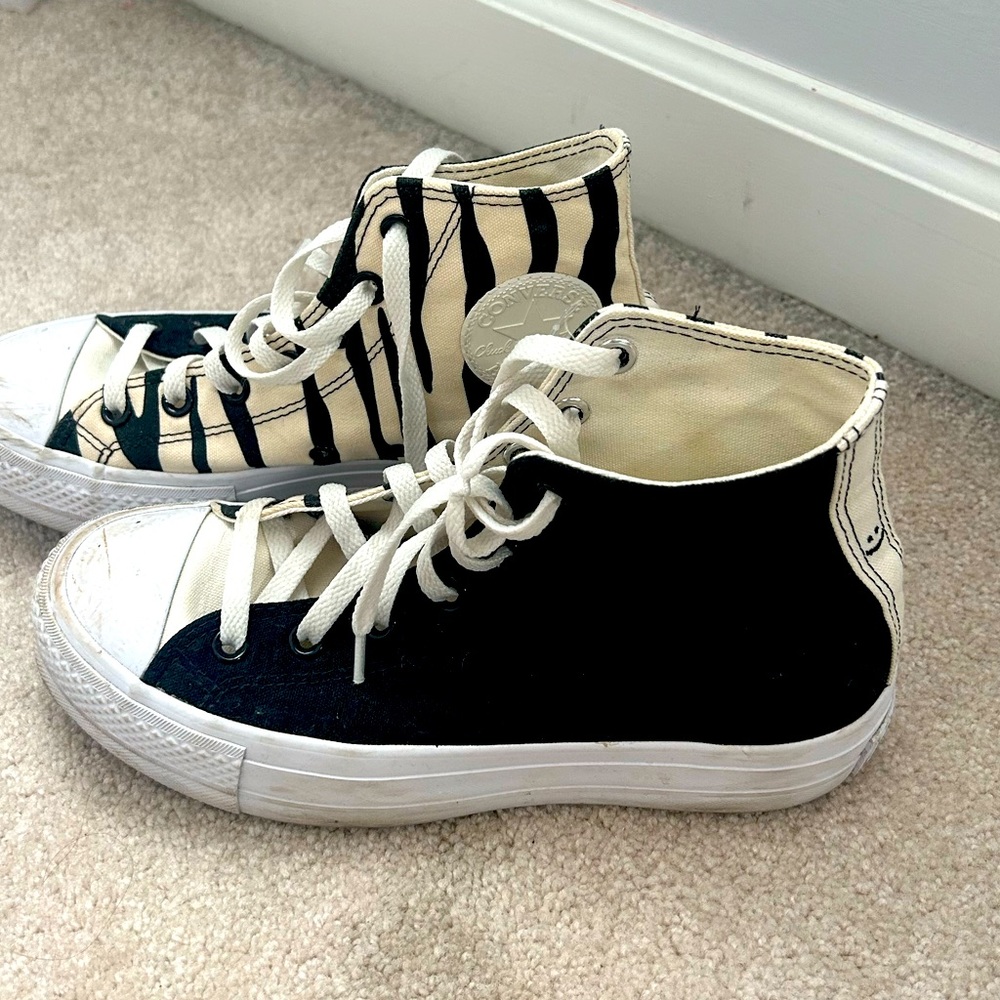 Platform Converse - image 1